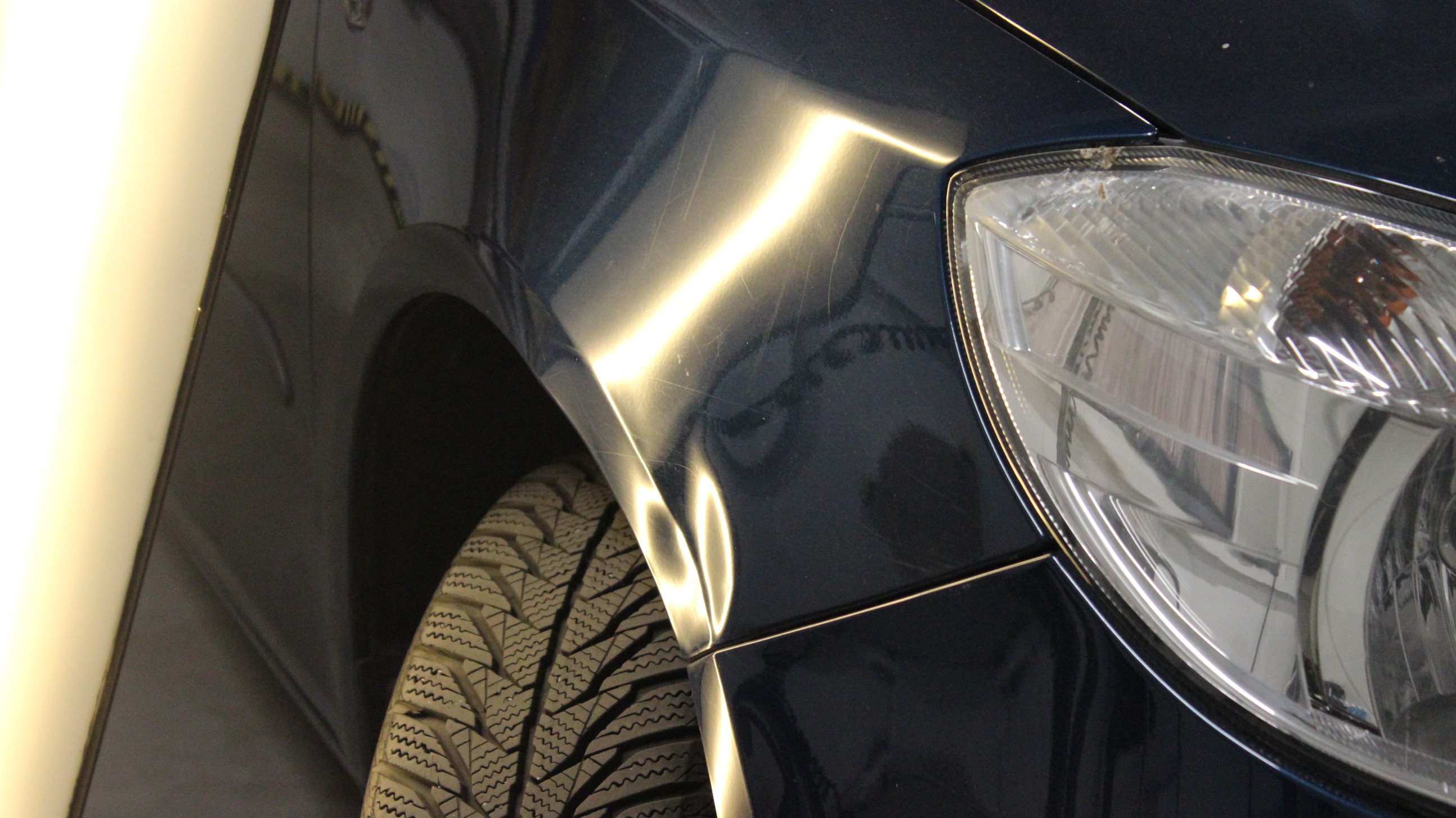 Jak ochránit auto před krupobitím a mechanickým poškozením?